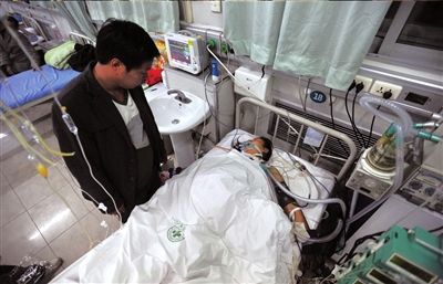 �ڶ೵�¹���������Σ�����߼������������������Ƚ�� 