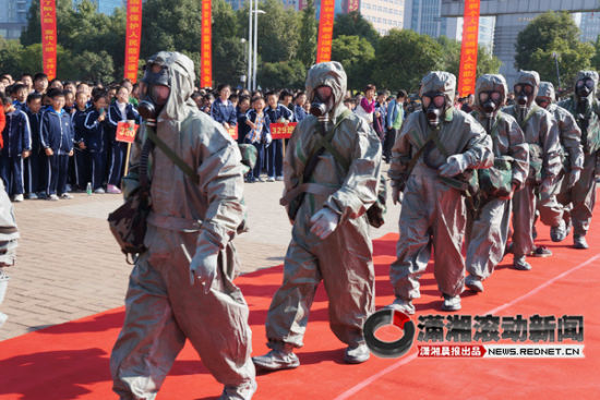 长沙举办防空警报试鸣活动 500学生进行疏散演