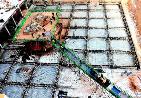 太原最牛钉子坟搬迁