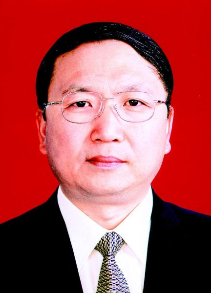 薛延忠同志简历