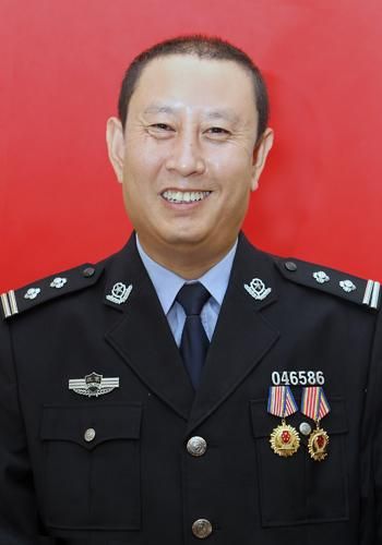 预告:首都民警支招长假如何安全郊游、燃放鞭