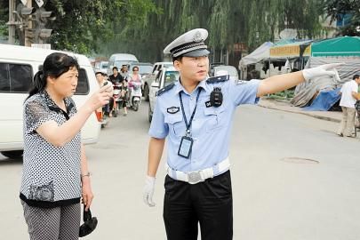 国内新闻 正文 稿件来源:武六红闫飞 朔州交警殷卫军 新闻