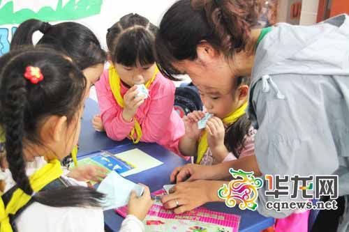 这所学校的家长真牛!当校园义工还要做社团老