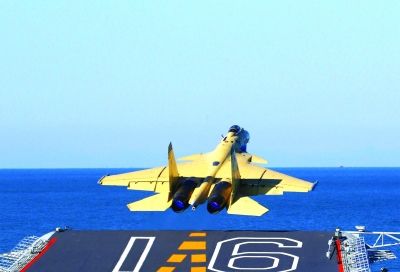 东海军演航母出海