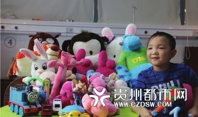 山西被挖眼男童植入义眼