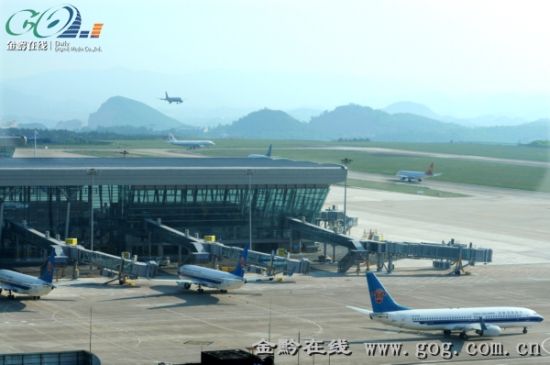 贵州9个机场比翼齐飞 2013年多个支线机场旅