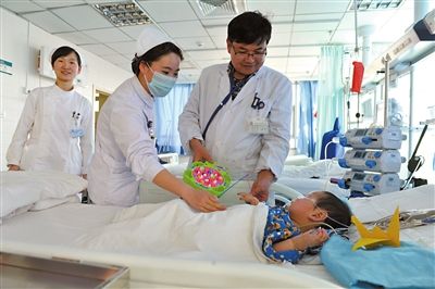 先心病小患者成功手术