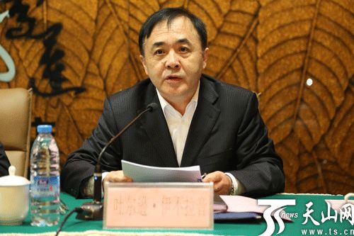 新疆召开中小学教学工作会议