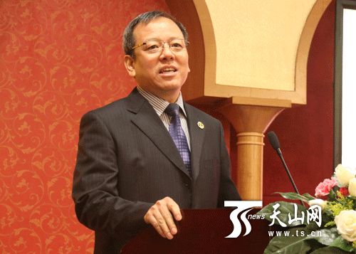 第四届亚欧博览会境外采购商及参展商招待会在乌鲁木齐举行