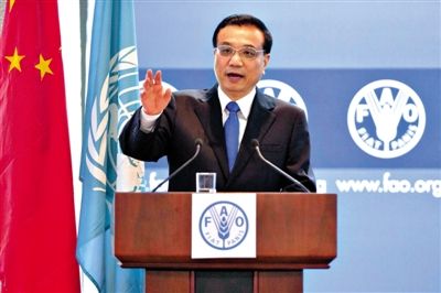 15日，罗马，李克强总理访问联合国粮农组织总部并发表演讲。这是中国总理首次访问粮农组织总部。