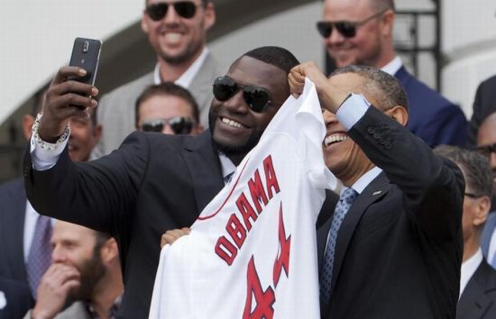 奥巴马：中国成就或令美国窘迫 但美国牌更好