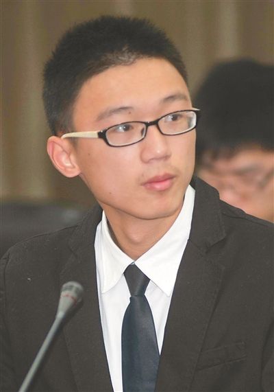 让历史一点一点融入人们的血液_新浪新闻