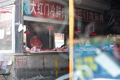 北京通州现注水猪黑窝点 每日数千斤肉流向市
