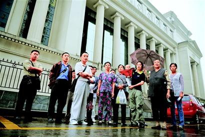 贵州致25死特大车祸遇难者家属索赔700余万
