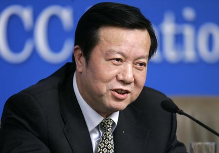 图文:武汉钢铁集团总经理邓崎琳