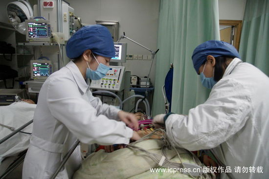 上海虹口20人煤气中毒2人死亡18人送医院(图)