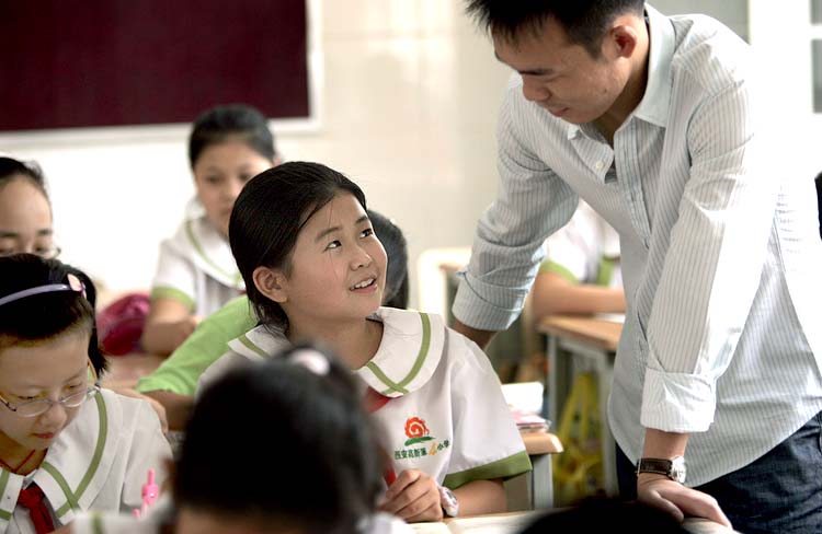 勤学好问的杨卓西是个很有爱心的孩子《华商报》记者 李晖 摄小卓西