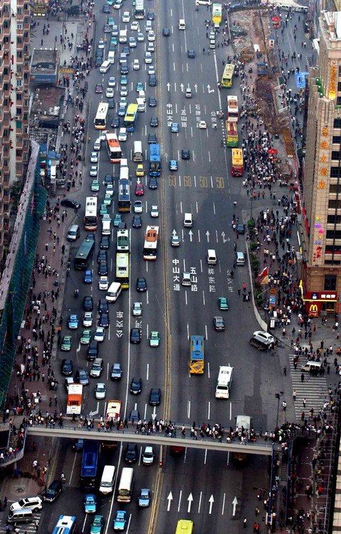 图文:广州天河中山大道几乎每天都塞车