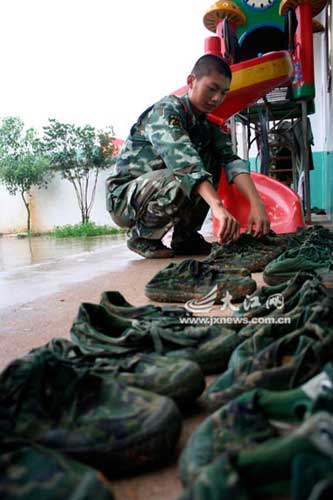 江西东北部遭强降雨侵袭18万人转移(图)