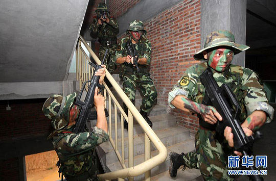 组图：广东反恐特战队集训备战亚运