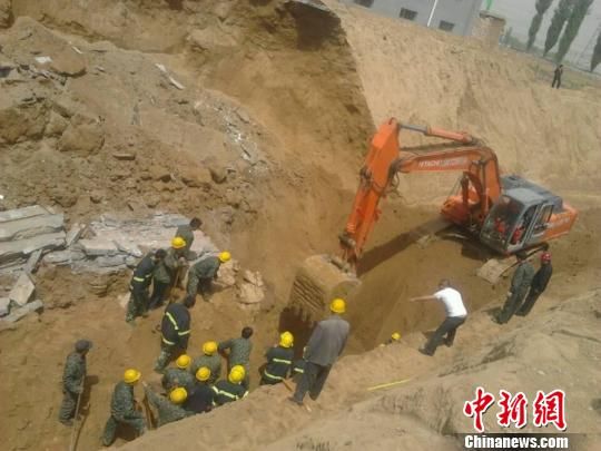 山西忻州市工地发生坍塌致5死1伤(图)