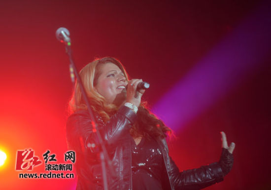 【2013橘洲音乐节】刚哼第一句就有观众哭了