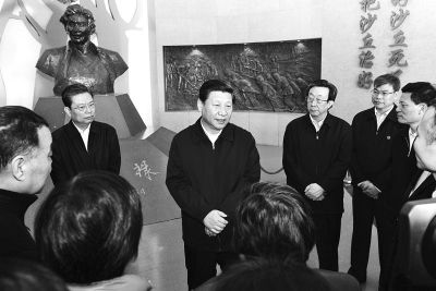 3月17日上午习近平在焦裕禄同志纪念馆 首席记者杜小伟摄影 3月17日上午习近平在焦裕禄同志纪念馆 首席记者杜小伟摄影