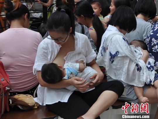 哺乳快闪活动_快闪表演_音乐快闪_创意快闪 - 黑马 ...