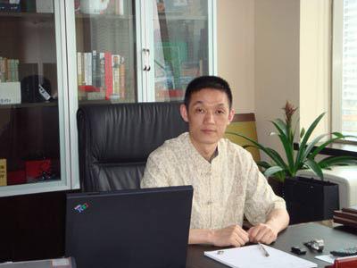 �����ʹͶ�ʵ�һ��׹��켣����ҫ�Ƹ�������