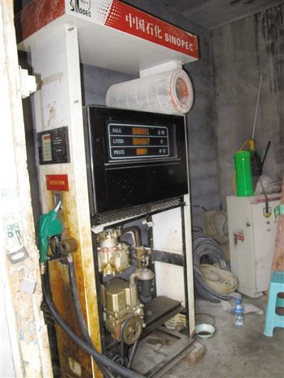 ����ĳ���������ص�һ�����͵㡣����ʯ�ͳ�Ʒ��Э����ܣ����겻�ٹ��ء���ʯ�����Դӡ���Ͱ�͡��������ͣ��е��ò����˽�Գ��ۡ� �¾�����ϯ���� ����� �� 