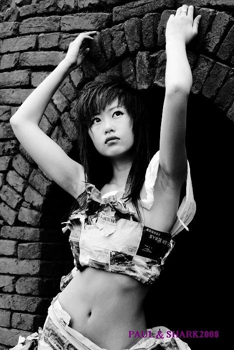 18岁少女海口拍人体写真