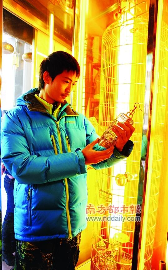 ��Ӣ��ͭ�մ��в�����ͷ��������