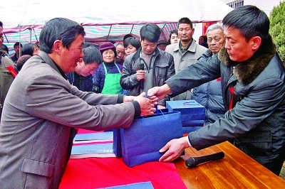 河南赵姓家谱字辈排行_《极限挑战》五位北影毕业明星论辈分,辈分最低的是黄渤!(2)