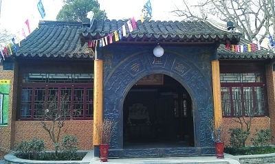 �껨̨�������ഫ�����콵�껨��