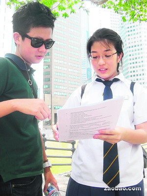 问卷问出人性新加坡华人学生完成课室外的体验
