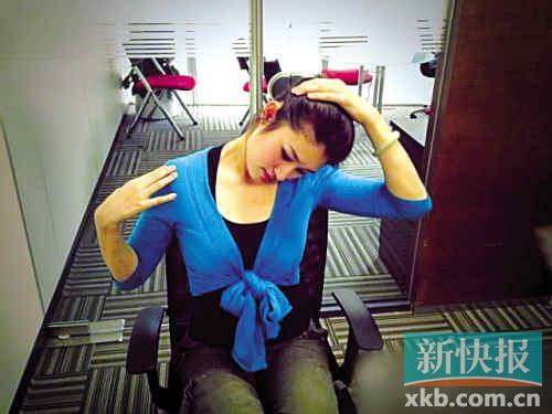 �齭�³���Ů��̹ܽ������Ů��������Ť��15����