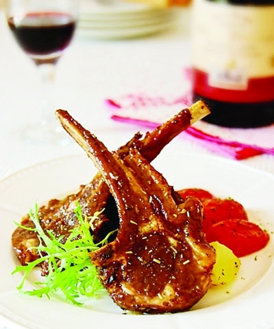 红酒腌的牛羊肉,炖出来味更好