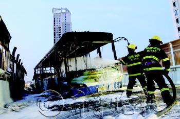 厦门BRT大火至少48人死亡