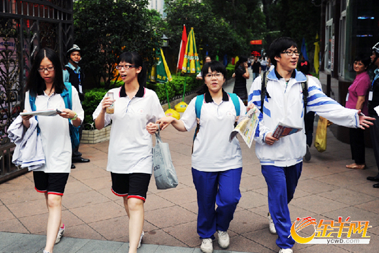 广东普通高考昨日结束 理综考哭人英语好简单