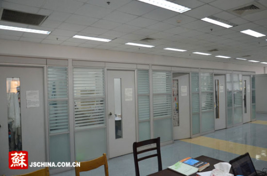 【苏网调查】网曝南航图书馆设收费座位 校方