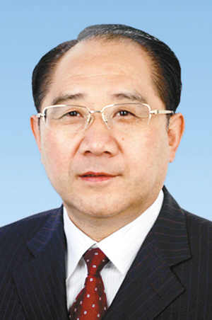 郑小明同志简历