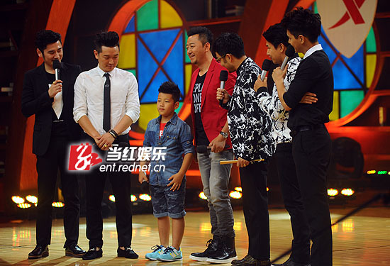 石头期末考试得双百 问性知识难倒郭涛(图)