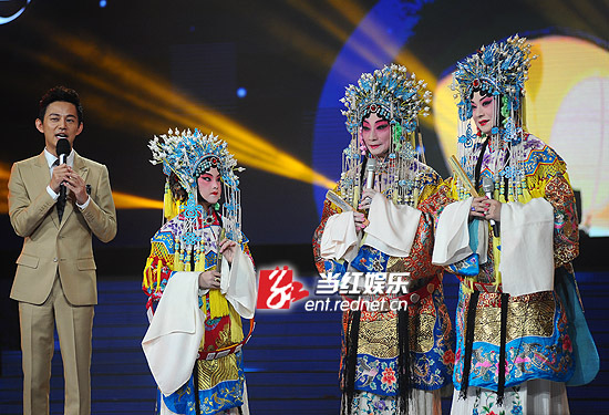 梅葆玖长沙献唱《贵妃醉酒》:想告诉父亲已尽