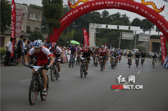 第七届环湘赛在湘潭完成第二站比赛