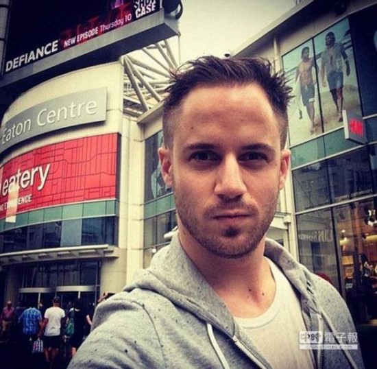 新加坡禁止美国把妹达人勃朗入境举办研讨班