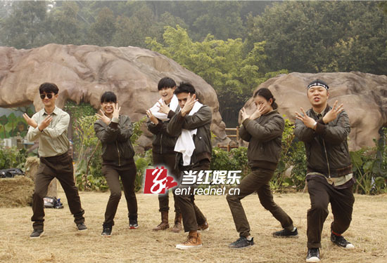 “奇妙的朋友”收官 李宇春倪妮与动物告别成催泪弹_新浪新闻