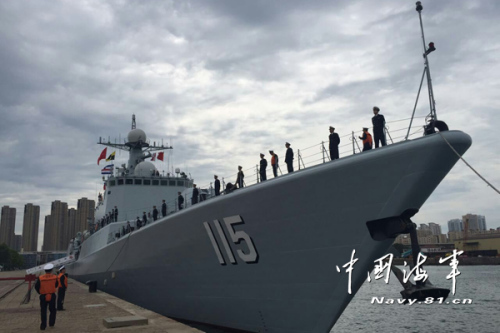 土耳其军舰访问青岛 中国海军沈阳舰担任陪访