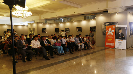 招商教父鲁银刚出席2015米兰世博会中国周启动仪式