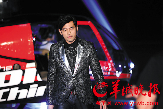 《中国好声音4》首集收视破纪录 学员组团选周