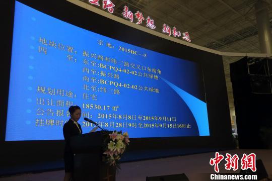 西宁市常住人口_...017年青海省西宁市常住人口236万 男性人口比女性多6.68万(附(3)